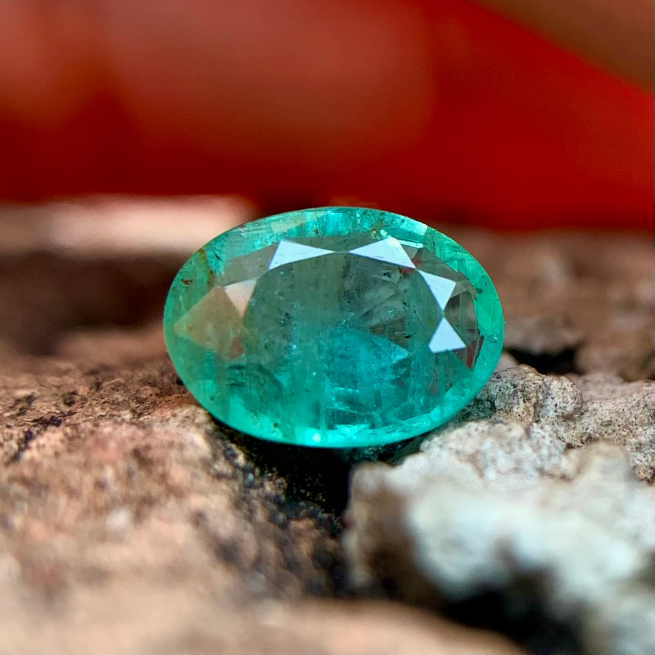 Natural Emerald - 0.90 Carat