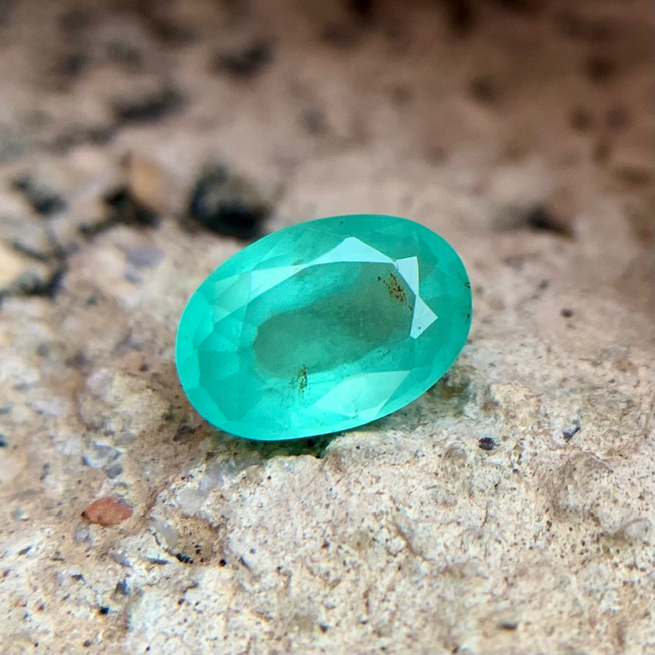 Natural Emerald - 1.00 Carat