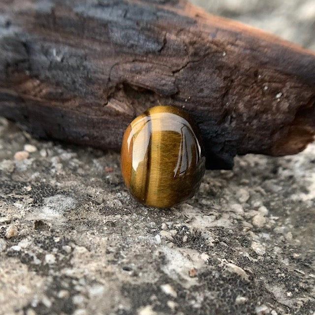 Natural Tiger's eye Stone - 13.75 Carat