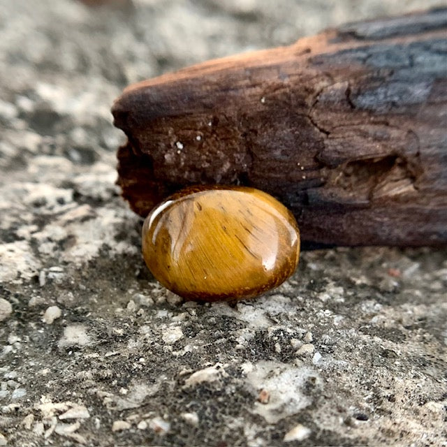 Natural Tiger's eye Stone - 14.10 Carat