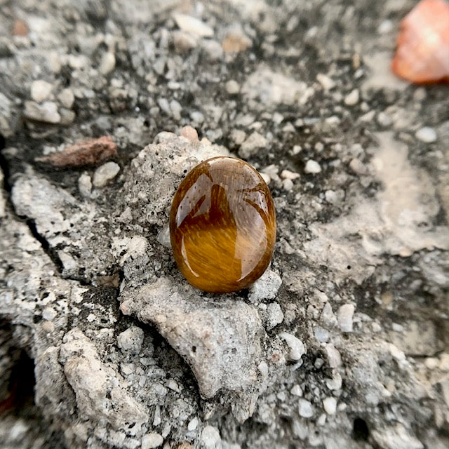 Natural Tiger's eye Stone - 10.75 Carat