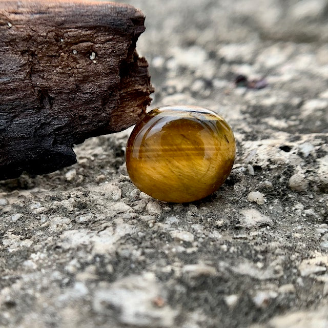 Natural Tiger's eye Stone - 12.00 Carat