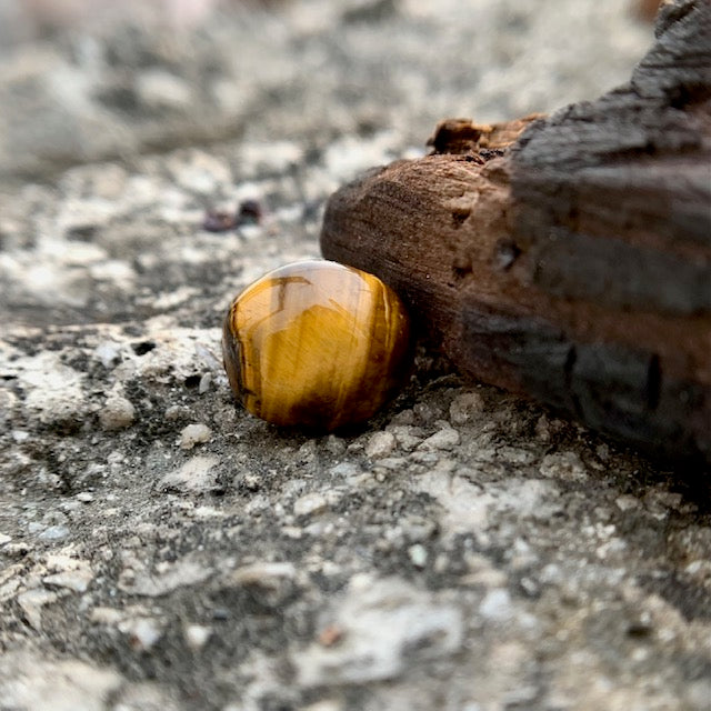 Natural Tiger's eye Stone - 8.80 Carat/9.76 Ratti