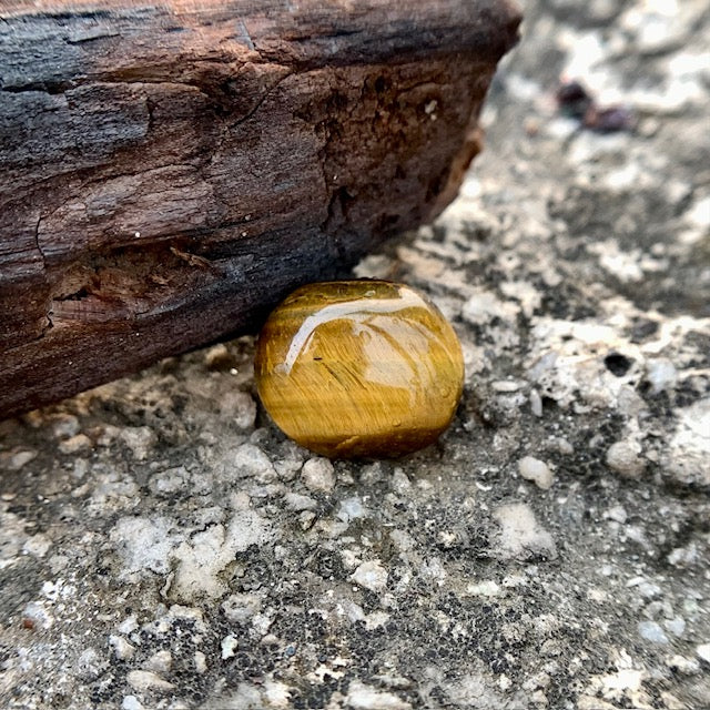 Natural Tiger's eye Stone - 8.50 Carat/9.43 Ratti