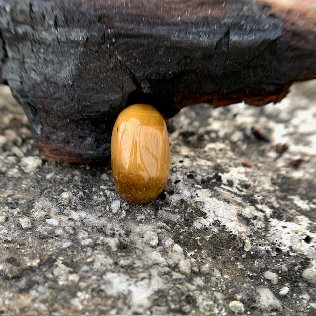 Natural Tiger's eye Stone - 10.20 Carat/11.32 Ratti