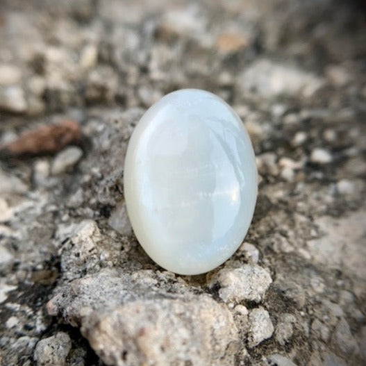 Natural Moonstone - 8.70 Carat/9.65 Ratti