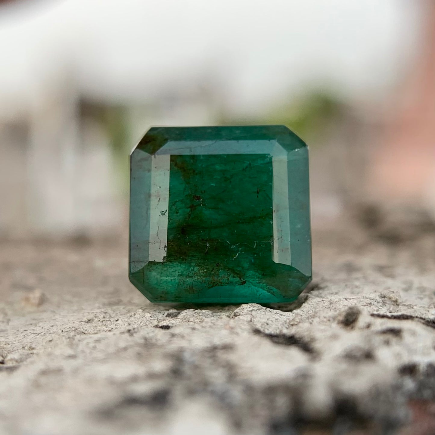 Natural Emerald - 6.65 Carat/7.38 Ratti