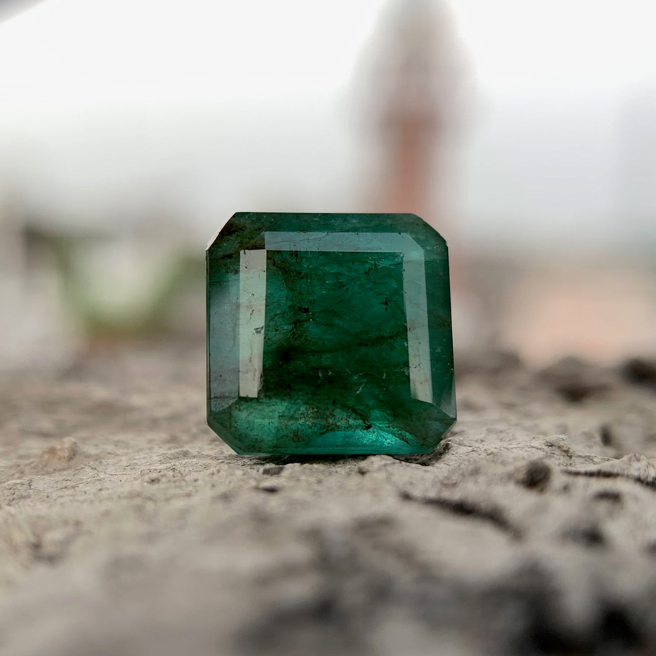 Natural Emerald - 6.65 Carat/7.38 Ratti