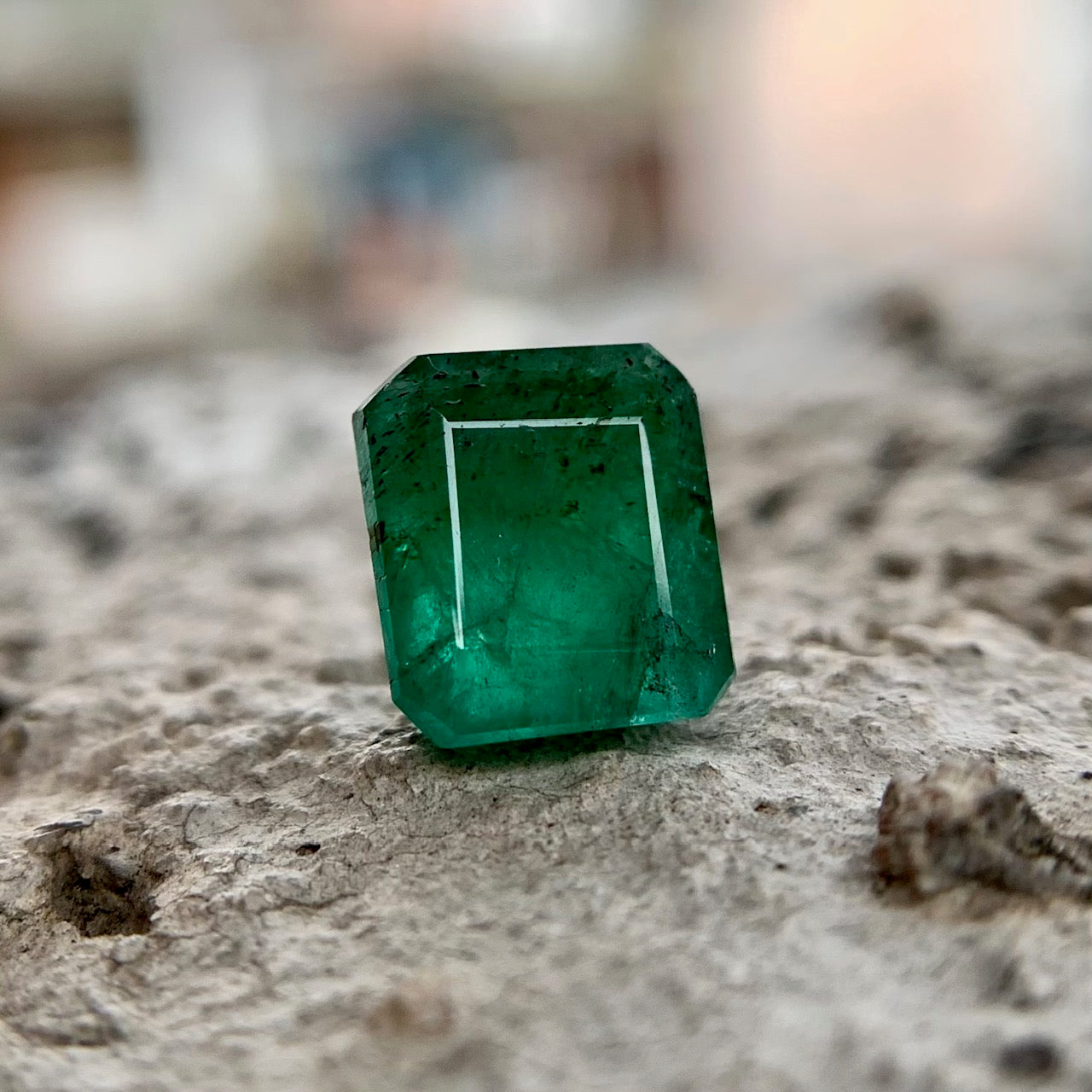 Natural Emerald - 3.05 Carat/3.40 Ratti