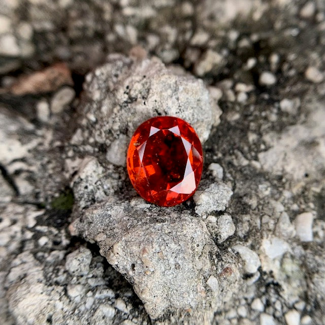 Natural Hessonite Garnet - 4.70 Carat/5.22 Ratti