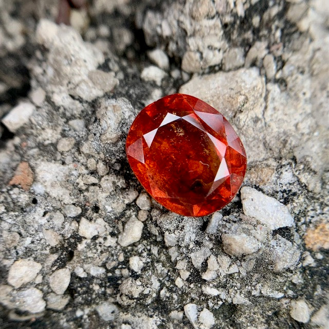 Natural Hessonite Garnet - 6.55 Carat/7.27 Ratti