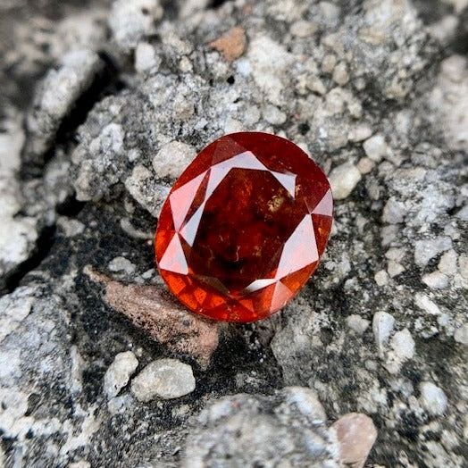 Natural Hessonite Garnet - 6.55 Carat/7.27 Ratti