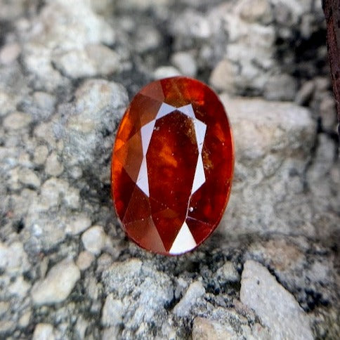 Natural Hessonite Garnet - 4.60 Carat/5.11 Ratti