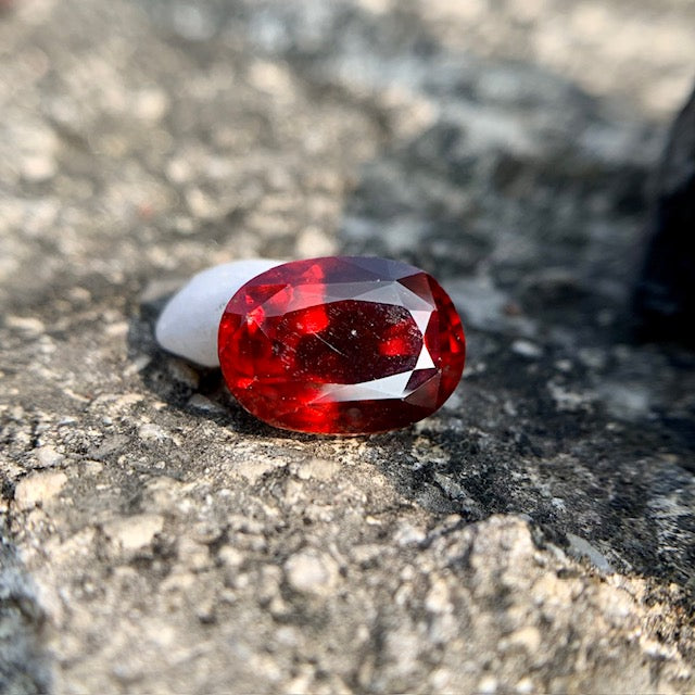 Natural Hessonite Garnet - 11.65 Carat/12.93 Ratti