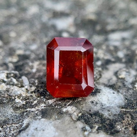 Natural Hessonite Garnet - 6.55 Carat/7.27 Ratti