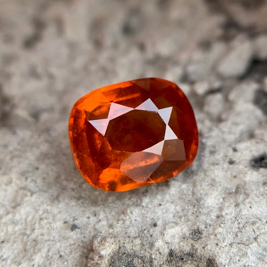 Natural Hessonite Garnet - 3.05 Carat/3.39 Ratti