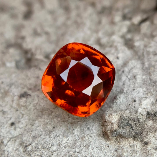 Natural Hessonite Garnet - 3.45 Carat/3.83 Ratti