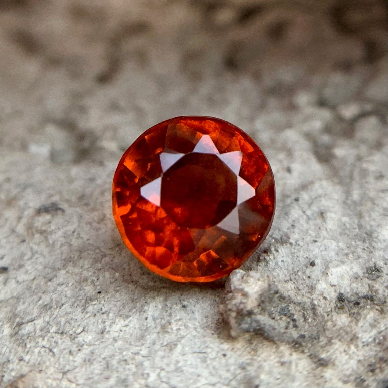 Natural Hessonite Garnet - 2.85 Carat/3.16 Ratti