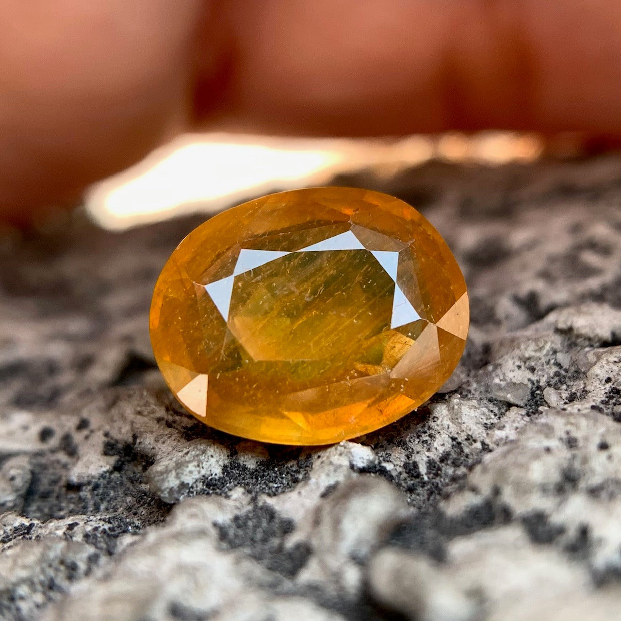 Natural Yellow Sapphire - 5.09 Carat/5.65 Ratti