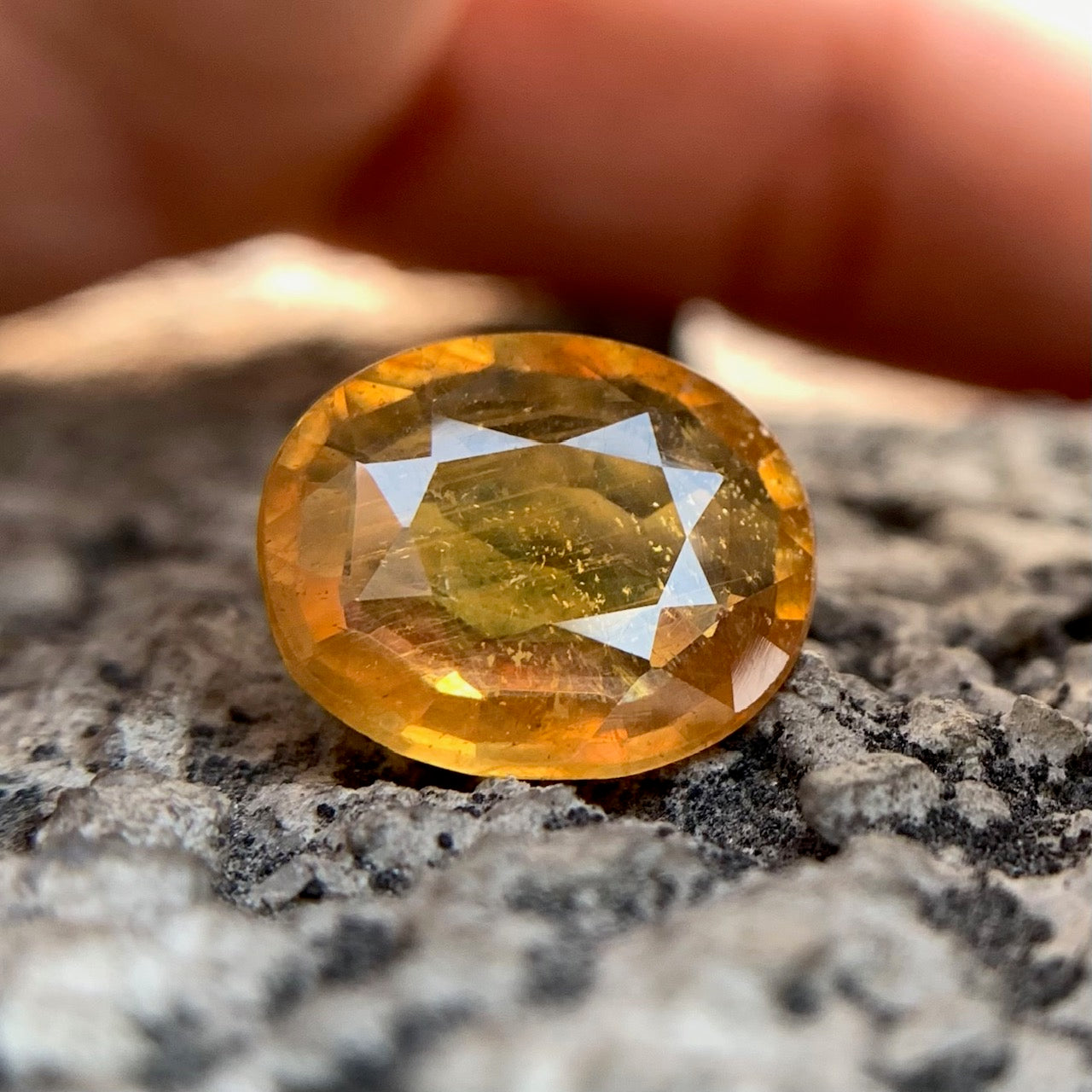 Natural Yellow Sapphire - 4.56 Carat/5.06 Ratti