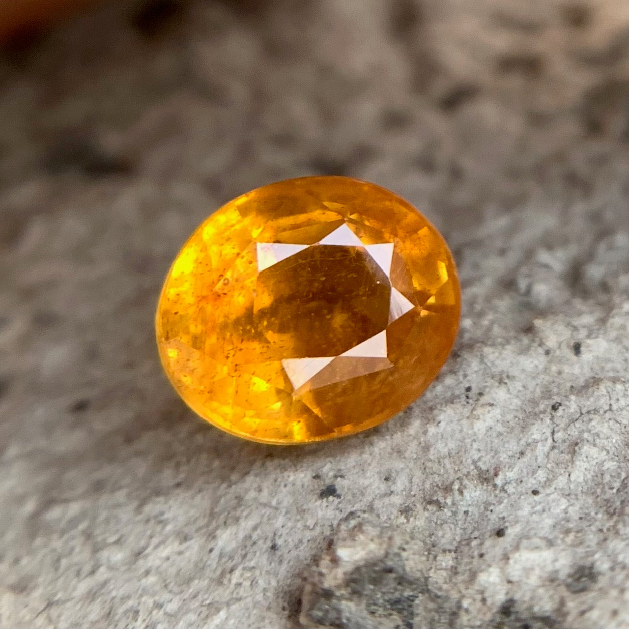 Natural Yellow Sapphire - 3.77 Carat/4.18 Ratti