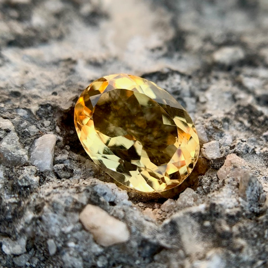 Natural Citrine - 4.60 Carat/5.10 Ratti