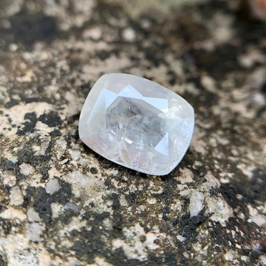 Natural White Sapphire - 5.75 Carat/6.38 Ratti