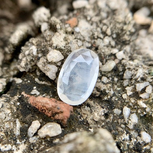 Natural White Sapphire - 2.70 Carat/3.00 Ratti