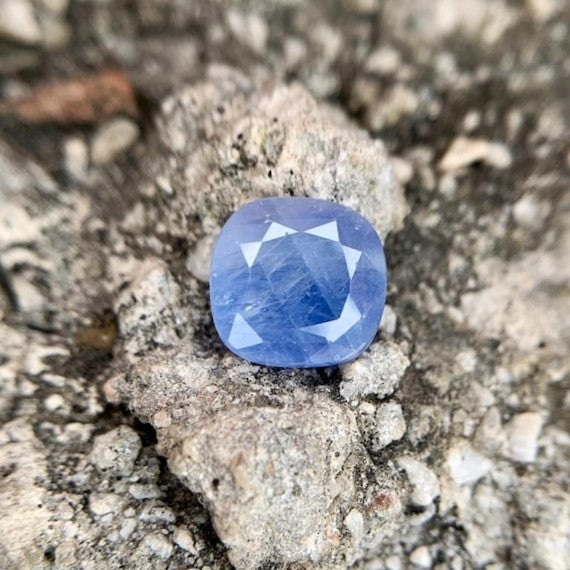 Natural Blue Sapphire - 8.85 Carats/9.82 Ratti