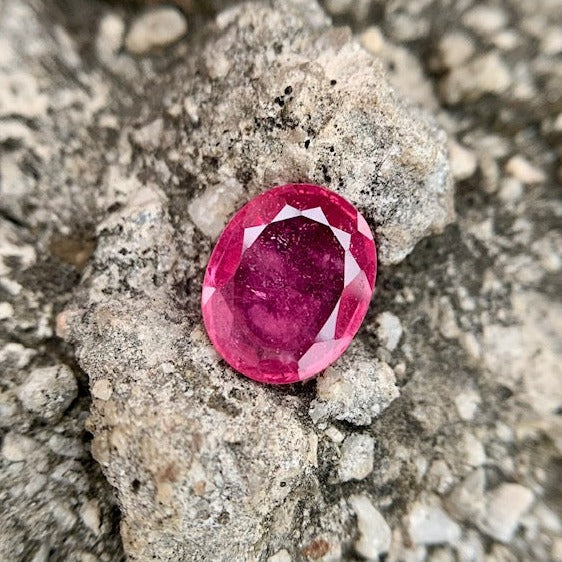 Natural Ruby - 3.95 Carats/4.38 Ratti