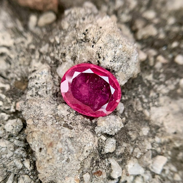 Natural Ruby - 3.95 Carats/4.38 Ratti