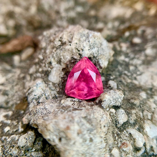 Natural Ruby - 2.80 Carats/3.10 Ratti