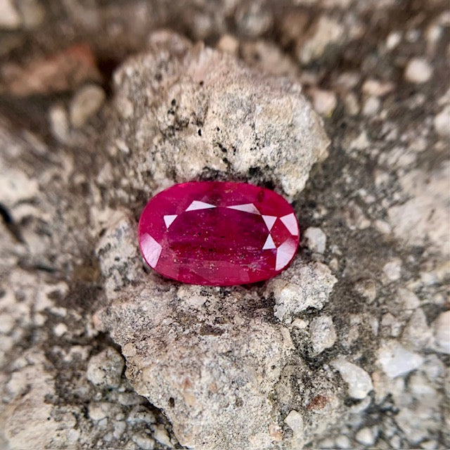 Natural Ruby - 4.45 Carats/4.94 Ratti