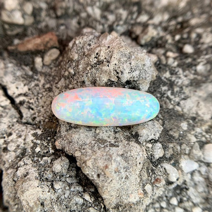 Natürlicher Feueropal - 4,00 Karat/4,44 Ratti
