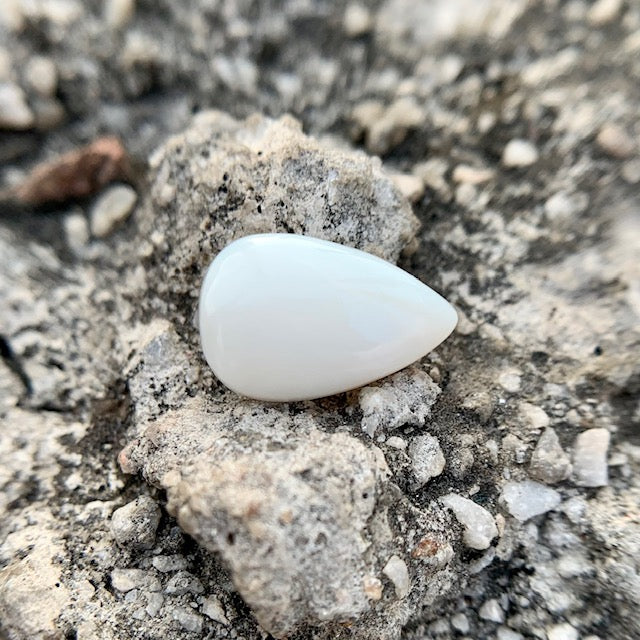 Natural Fire Opal - 4.10 Carat/4.55 Ratti