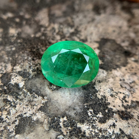 Zambian Emerald - 4.95 carat/5.50 Ratti