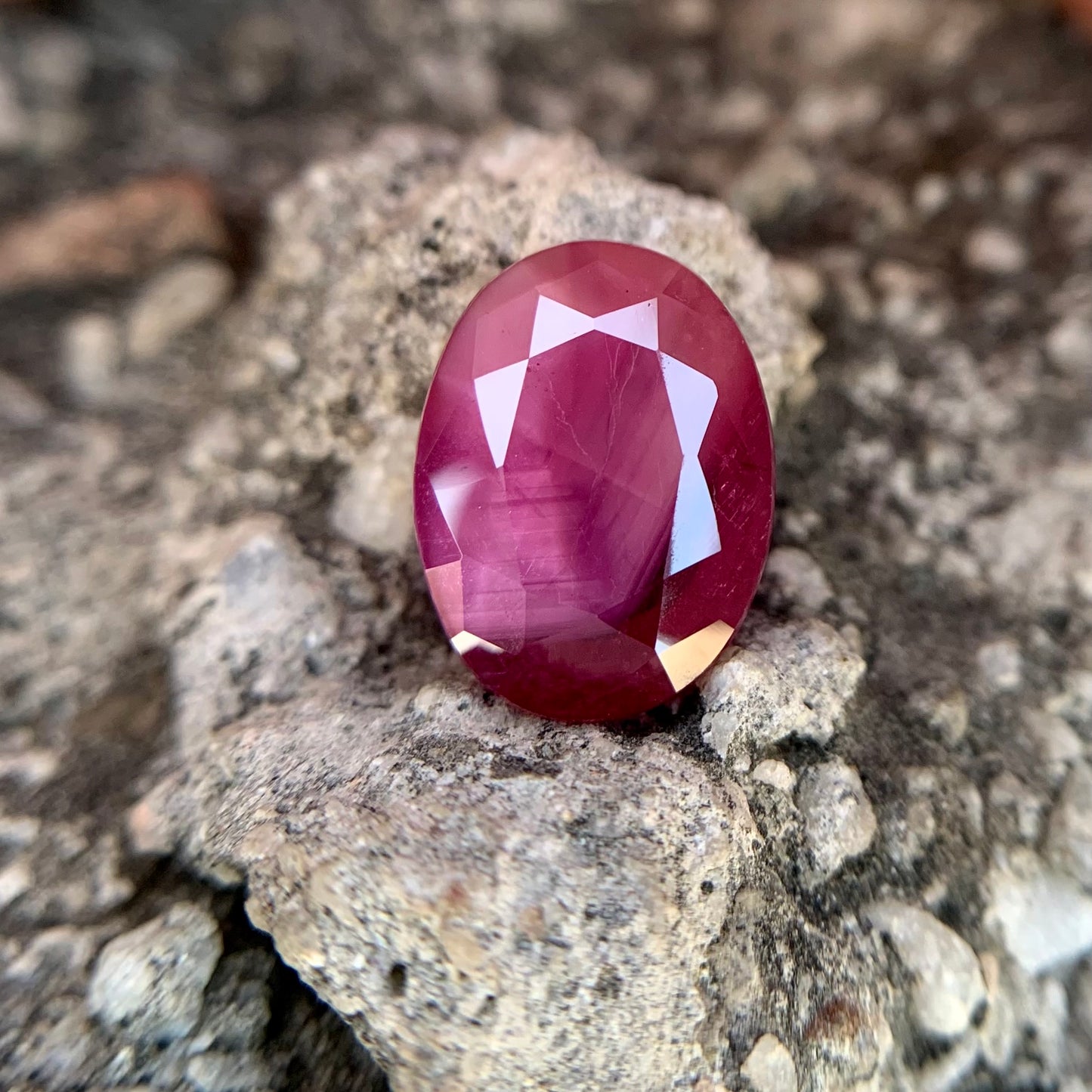 Natural Ruby - 7.75 Carats/8.60 Ratti