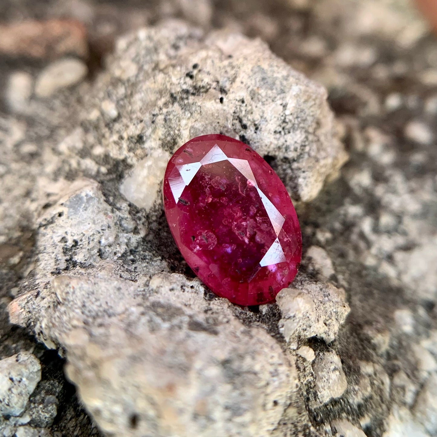 Natural Ruby - 3.45 Carats/3.83 Ratti