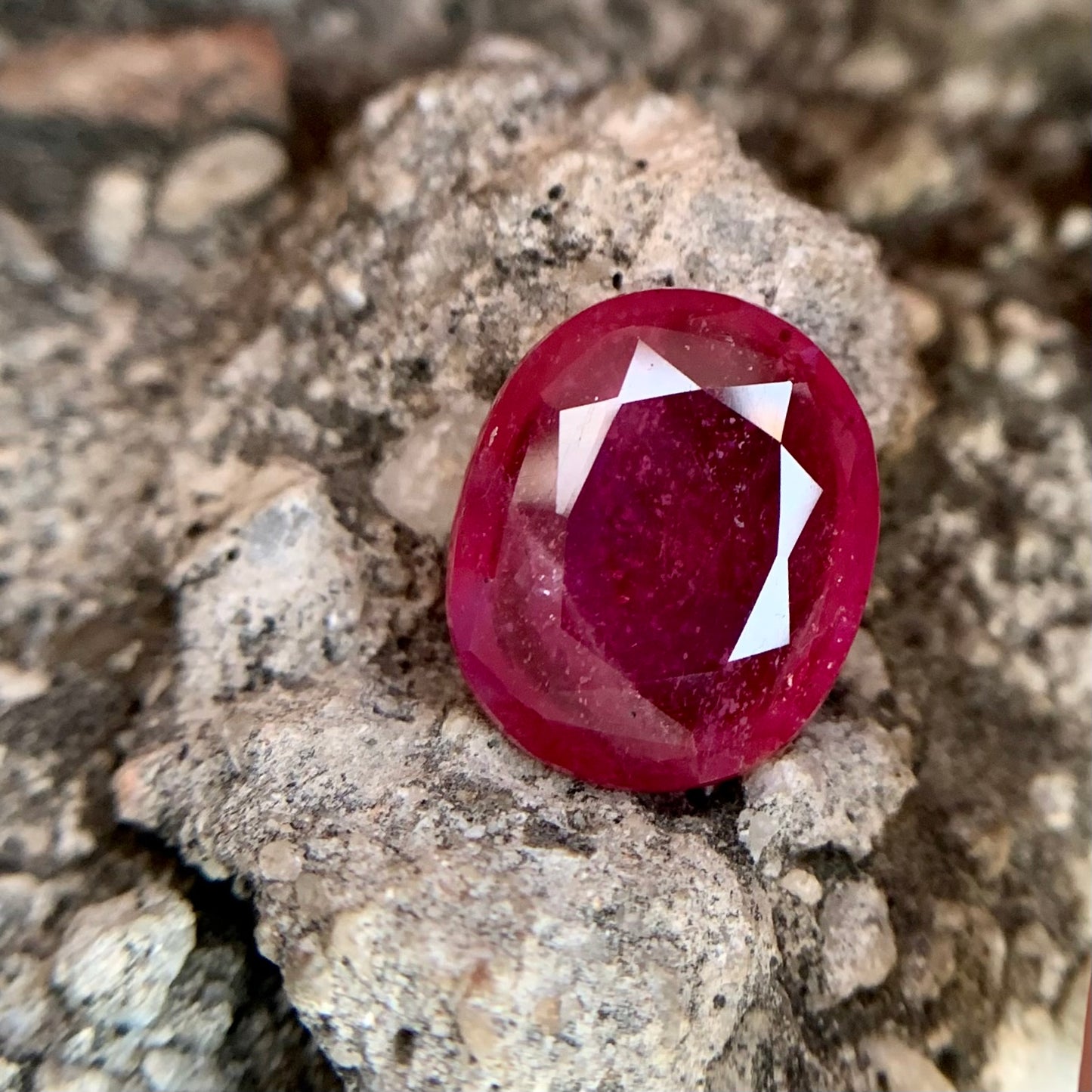 Natural Ruby - 8.00 Carats/8.88 Ratti