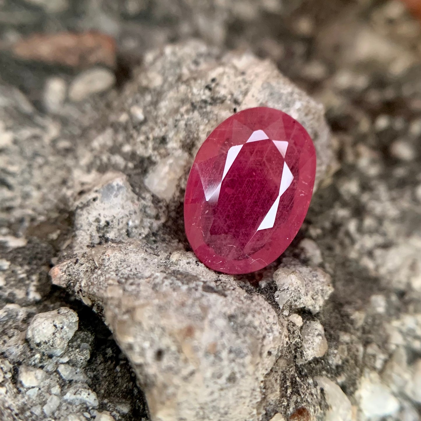 Natural Ruby - 4.20 Carats/4.66 Ratti