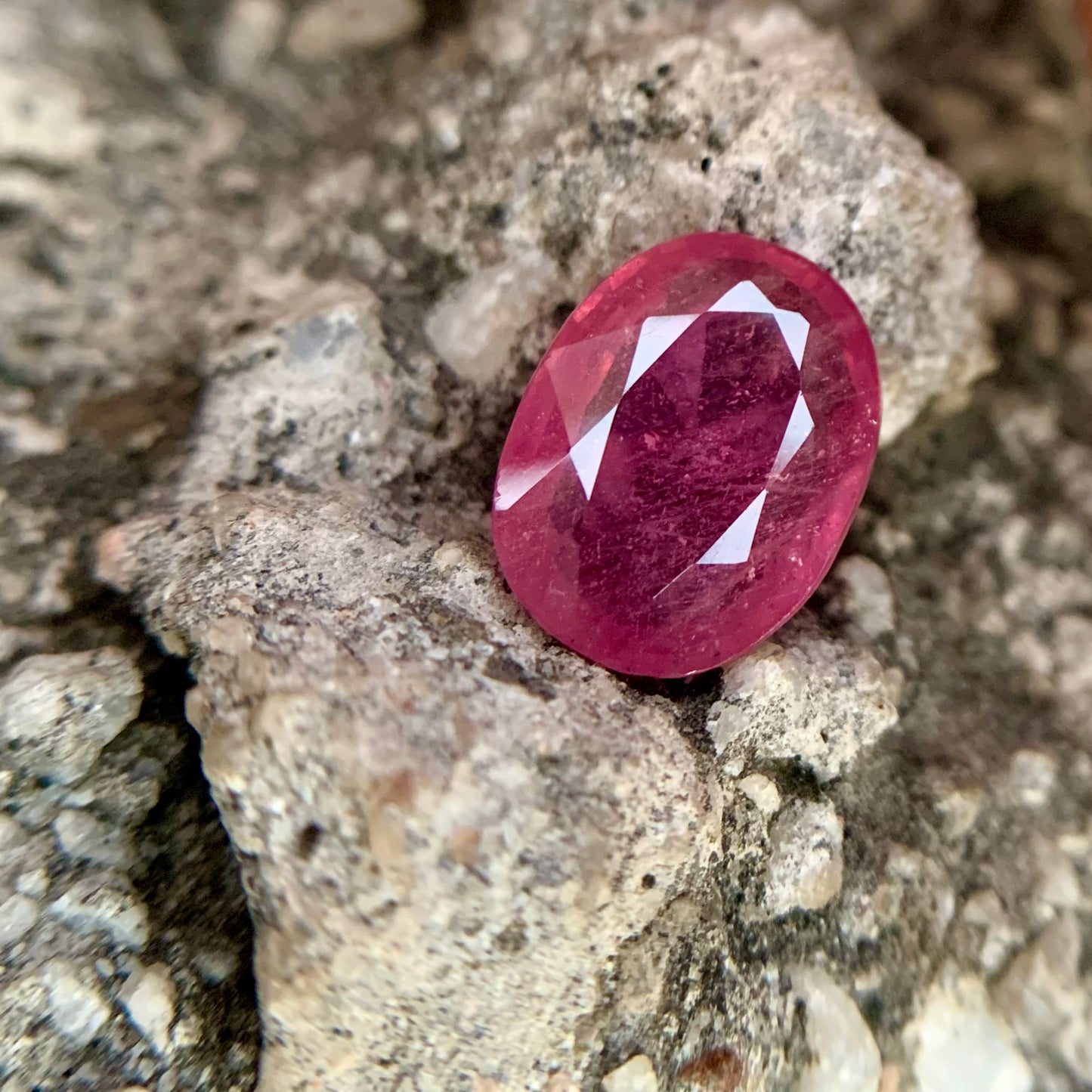 Natural Ruby - 3.95 Carats/4.38 Ratti