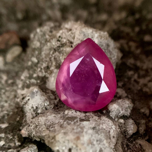 Natural Ruby - 7.45 Carats/8.27 Ratti