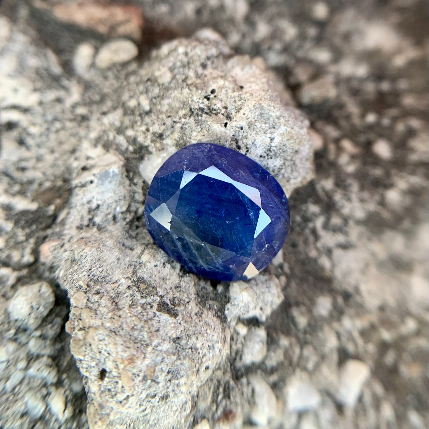 Natural Sapphire (Neelam) - 6.76 Carats/7.50 Ratti