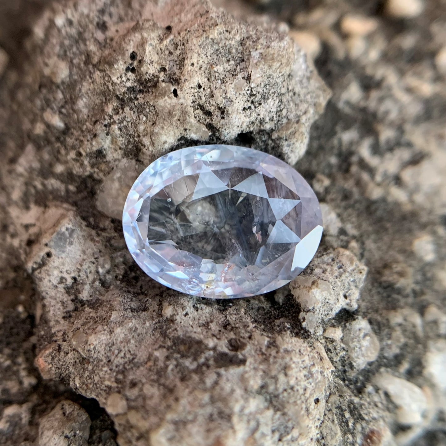 Ceylon Blue Sapphire - 4.56 Carats/5.06 Ratti