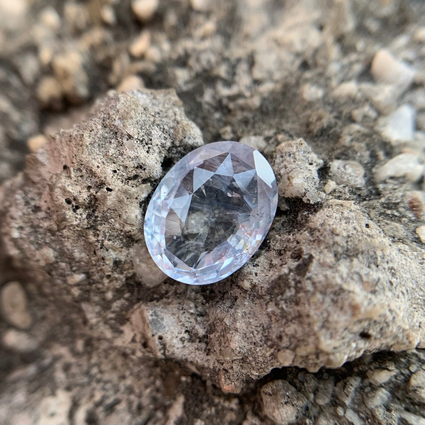 Ceylon Blue Sapphire - 4.56 Carats/5.06 Ratti