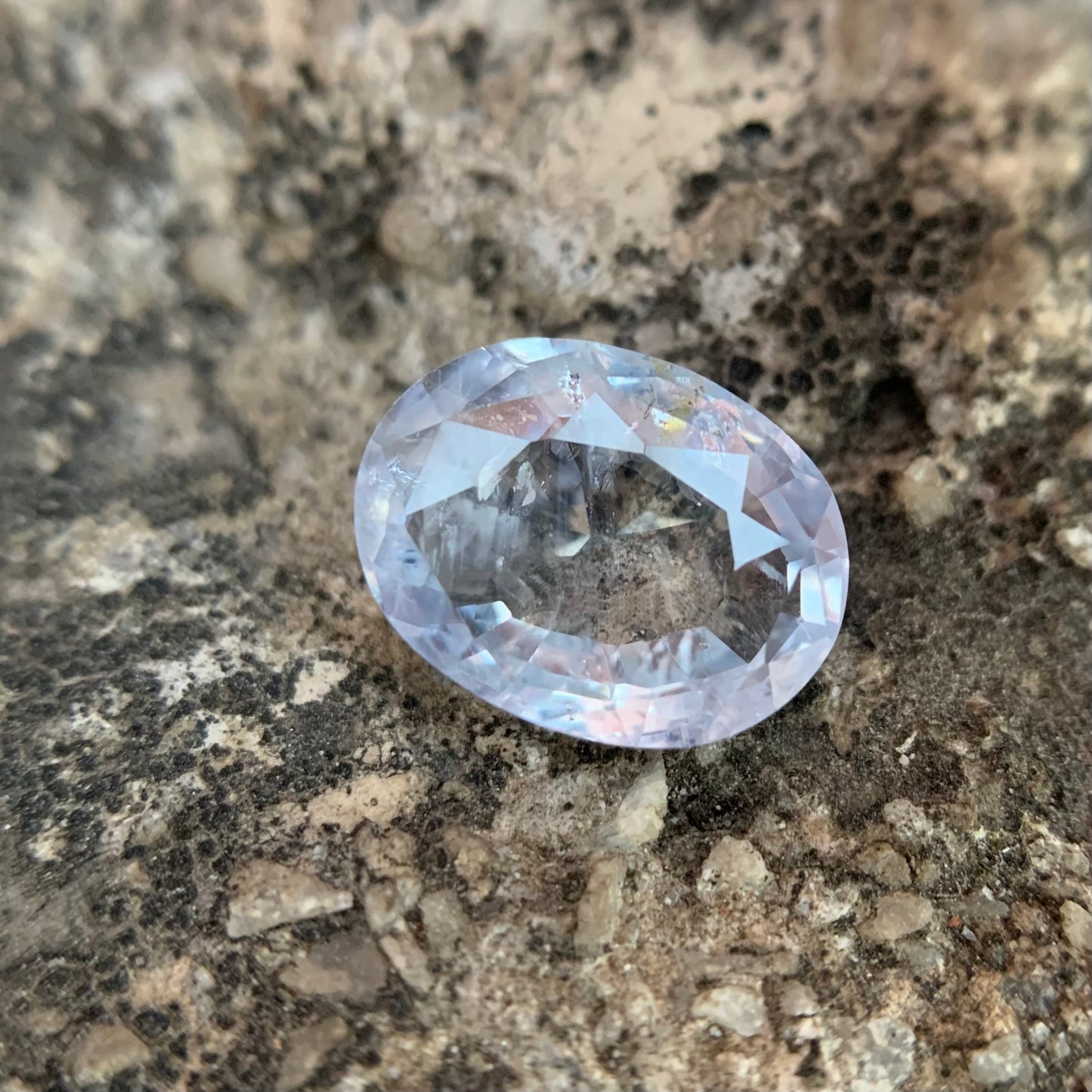 Ceylon Blue Sapphire - 4.56 Carats/5.06 Ratti