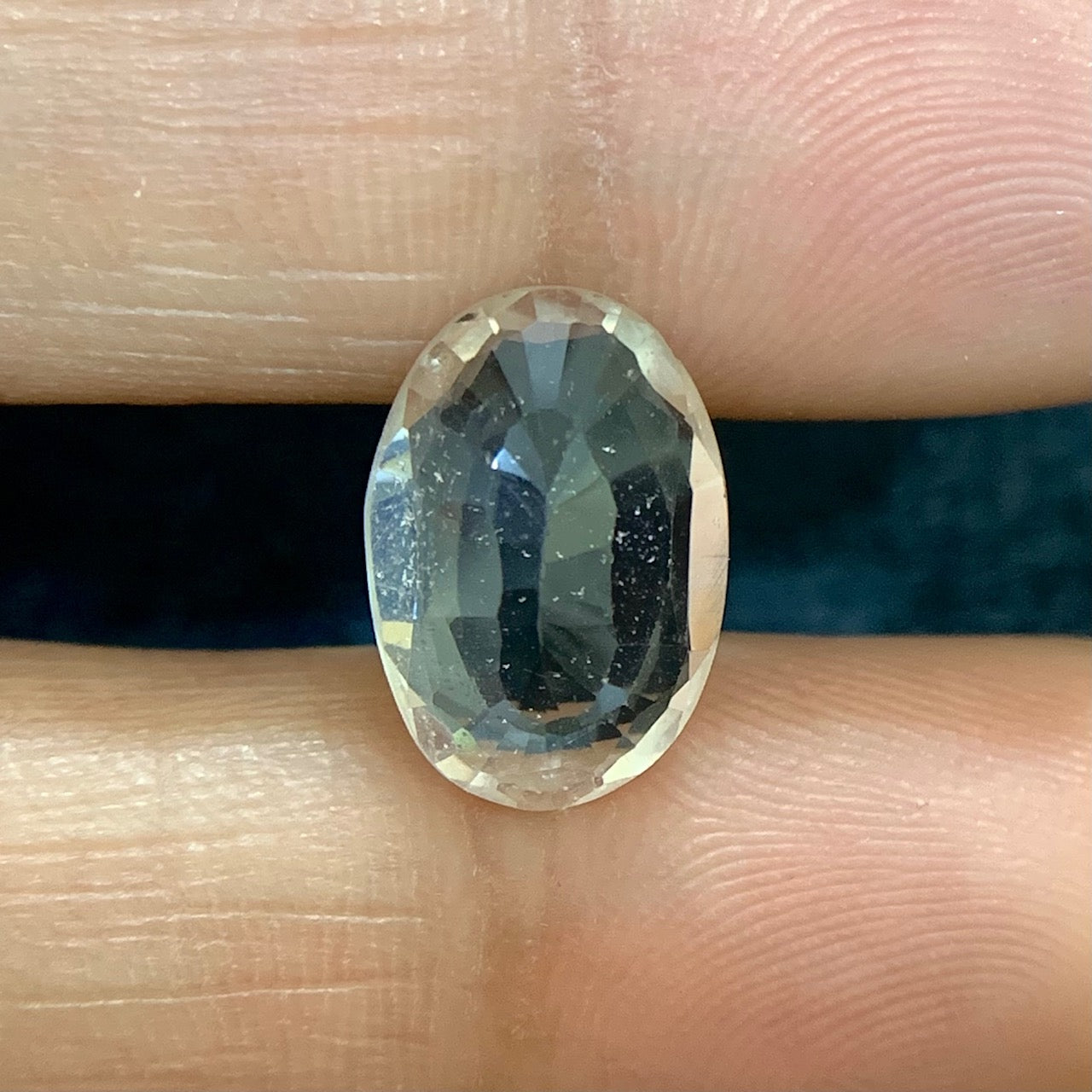 Natural White Topaz - 4.99 Carat/5.53 Ratti