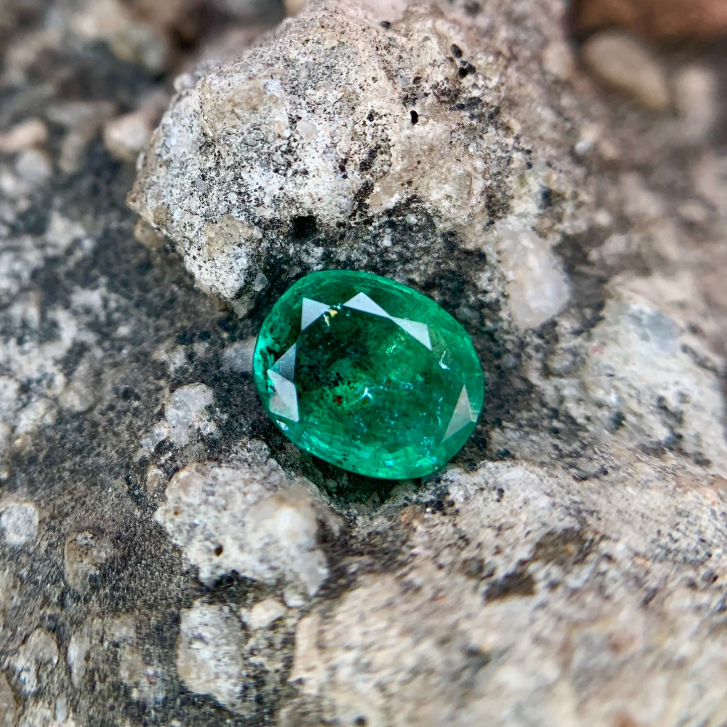 Natural Emerald - 1.50 carat/1.66 Ratti