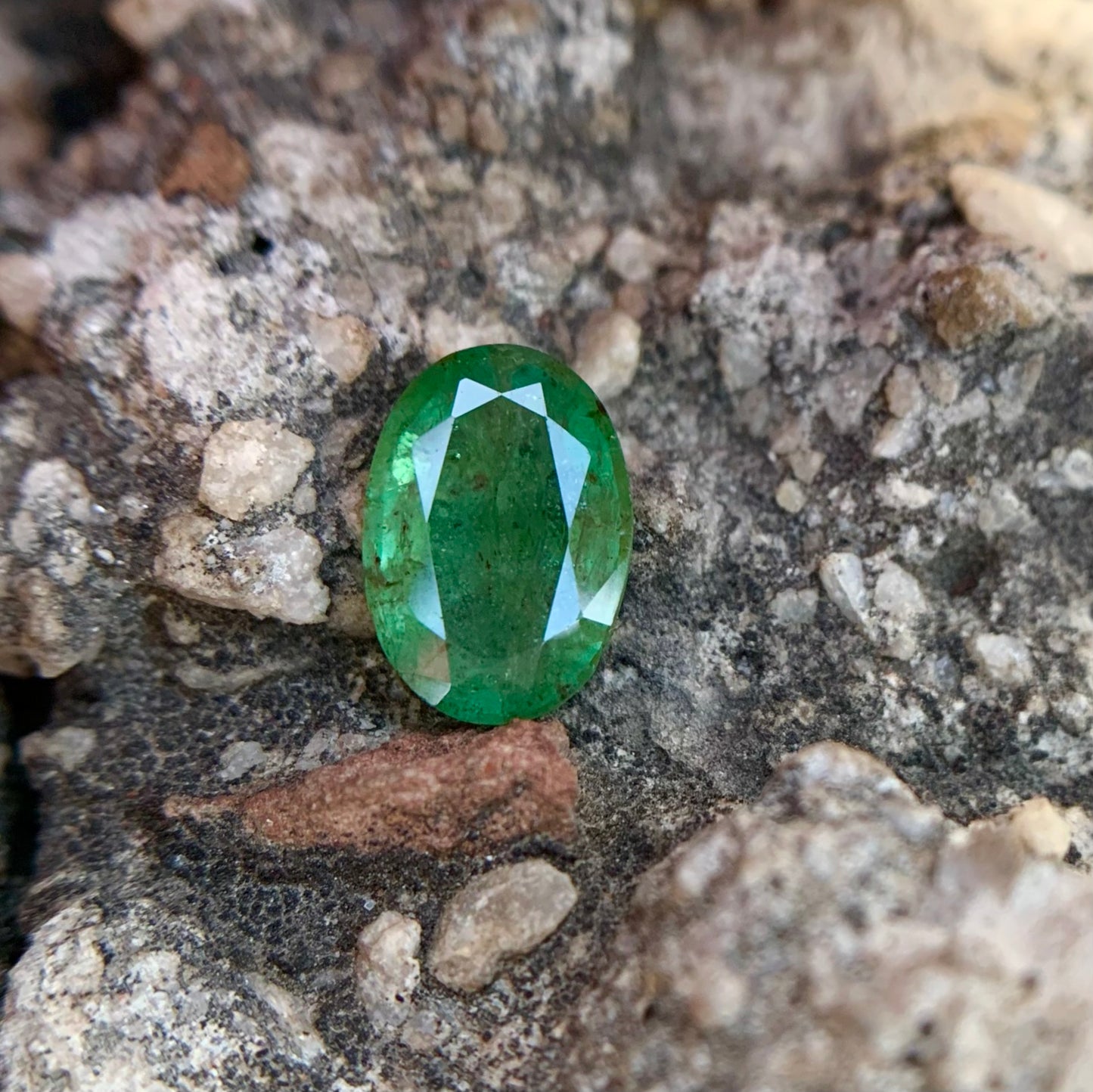 Zambian Emerald - 2.20 carat/2.44 Ratti