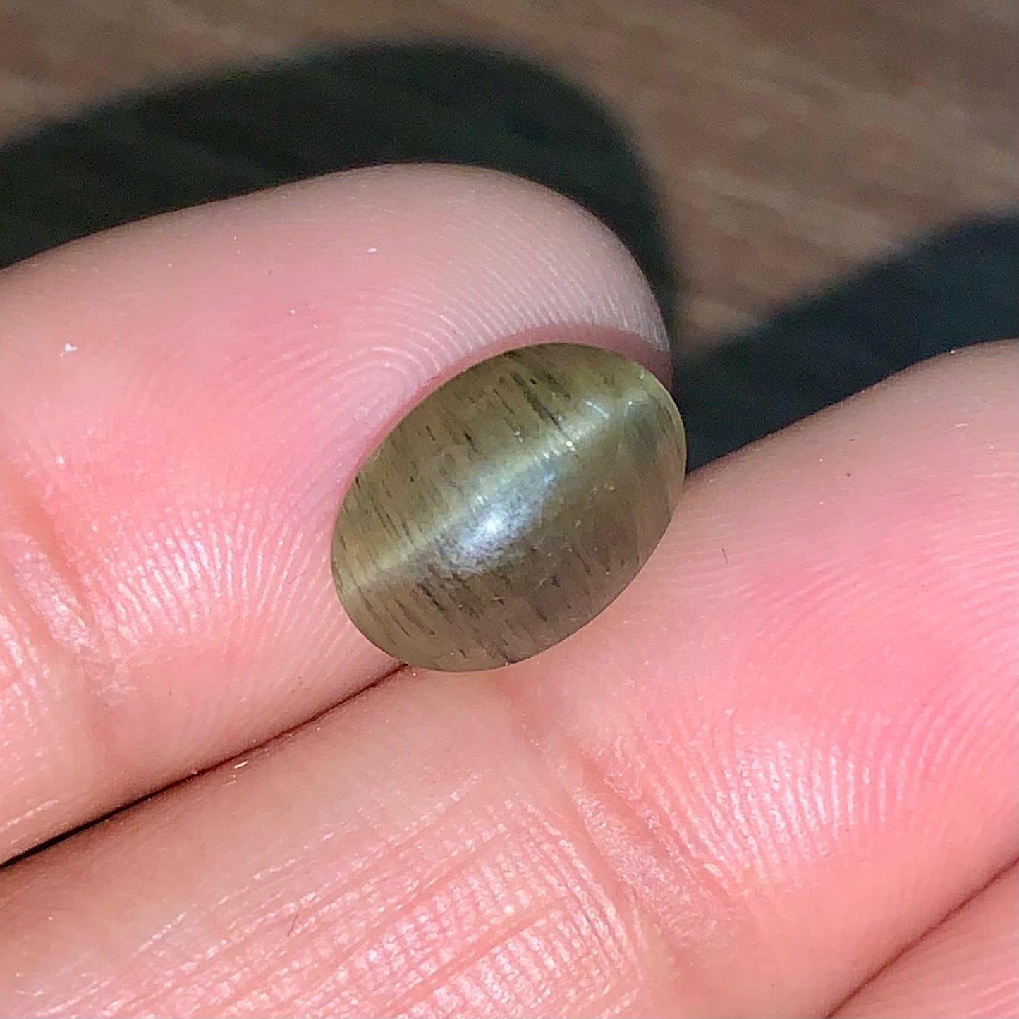 Natural Catseye stone - 5.00 Carat/5.55 Ratti